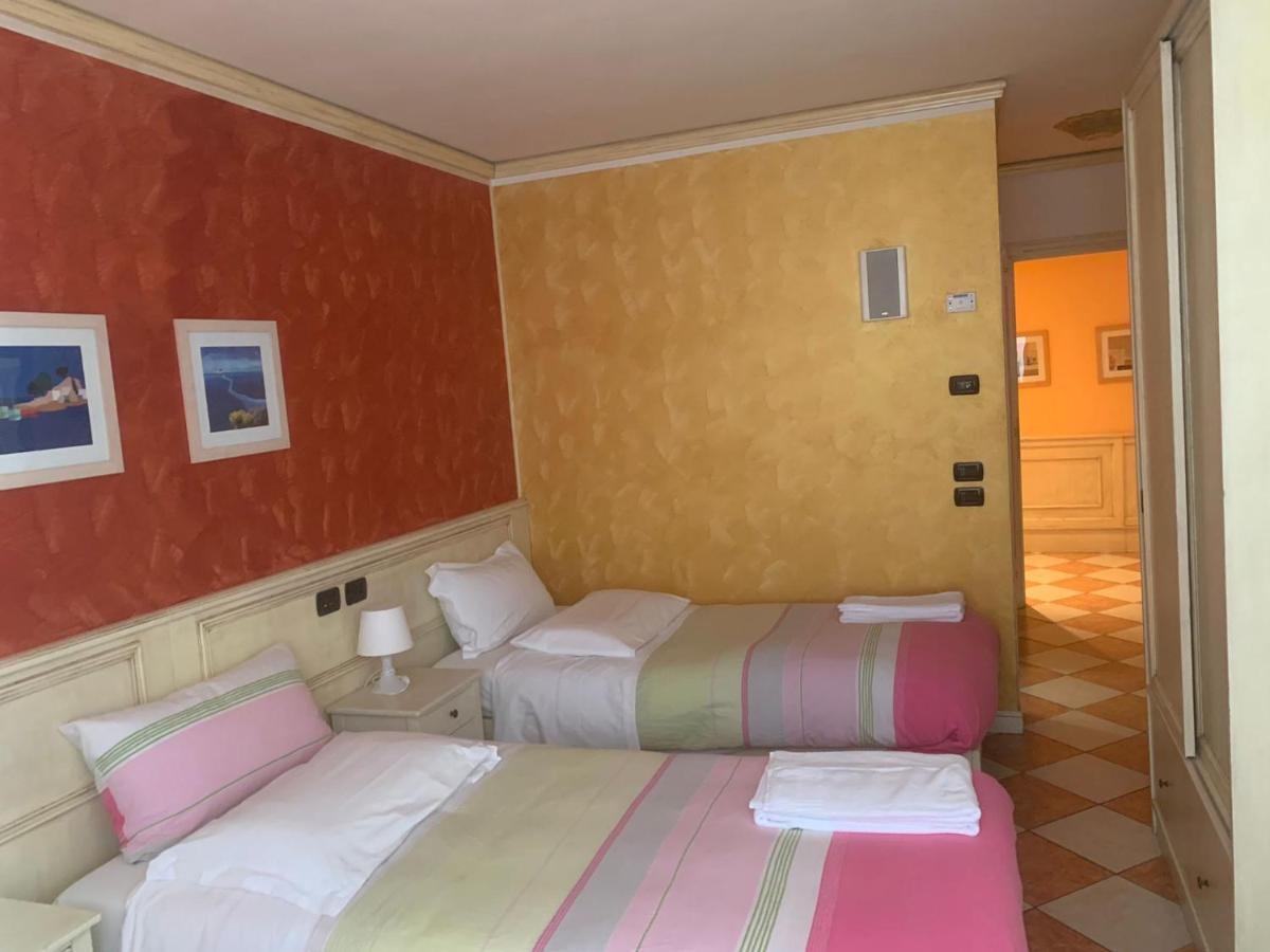 Hotel Due Colonne 산보니파시오 외부 사진